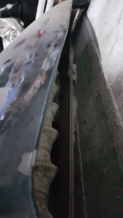 Капот Subaru Outback 2005