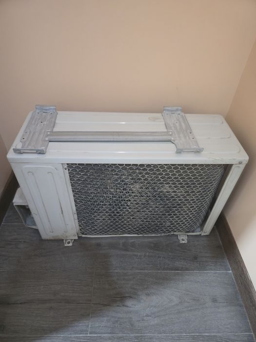 Продам кондиционер Midea 9000 BTU