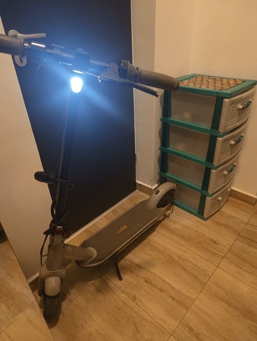 De vânzare trotineta electrica