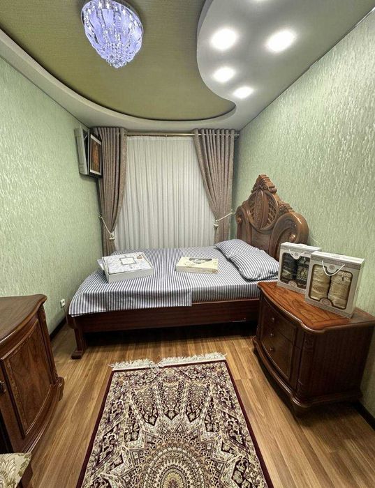 Ойбек  3-комнатная/3-этаж   80м2  77 Серия