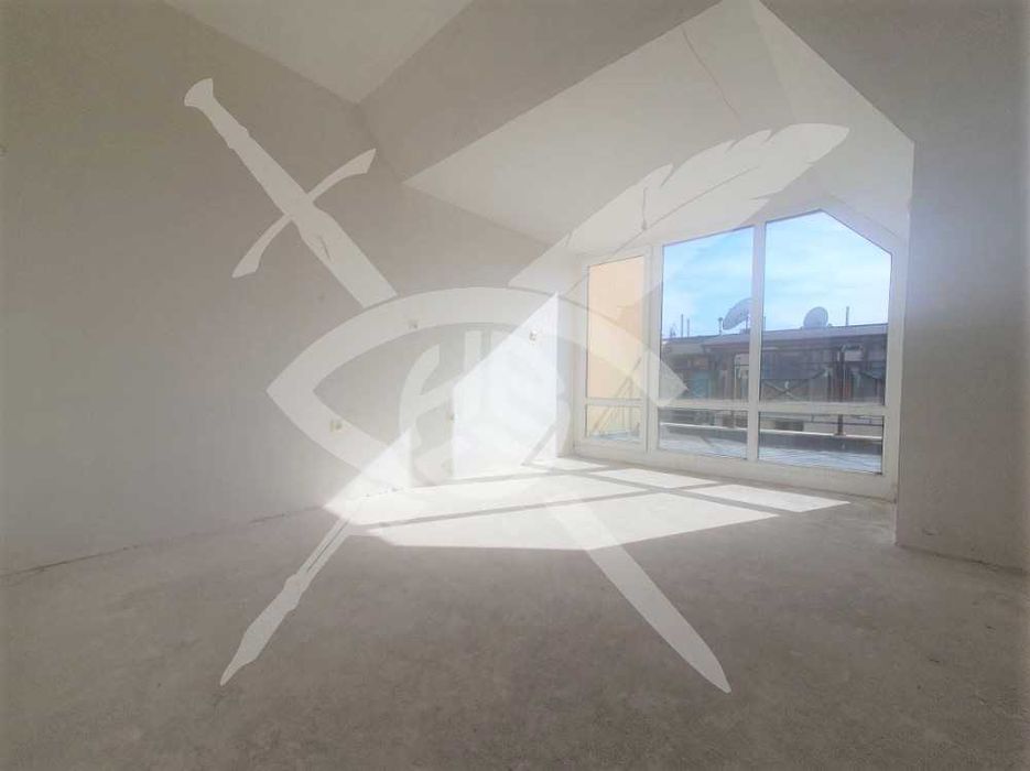 Продава се Тристаен апартамент в Бургас, Сарафово - 100 кв.м за 1000 €/кв.м - Снимка #2