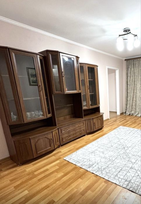 Отдам стенку самовывоз Орбита-1