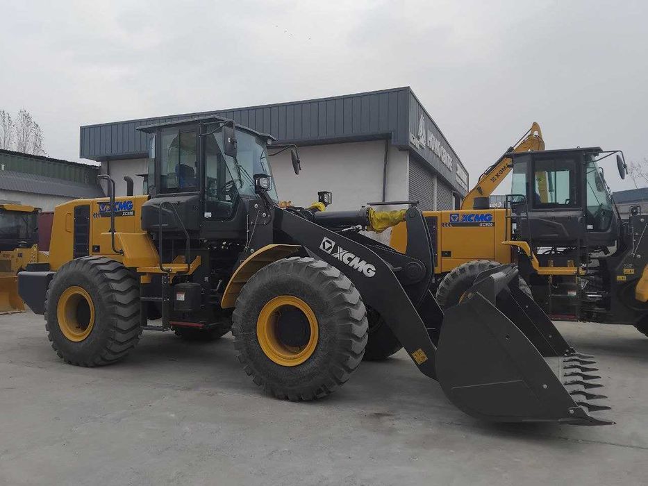 Фронтальный погрузчик XCMG, XC956 - джойстик, 3,2 м/куб