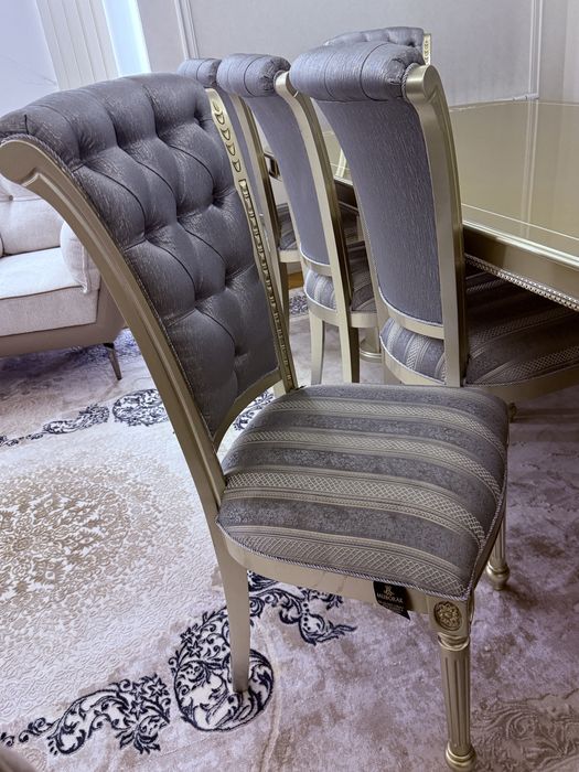 Стол стул мебель для гостинной