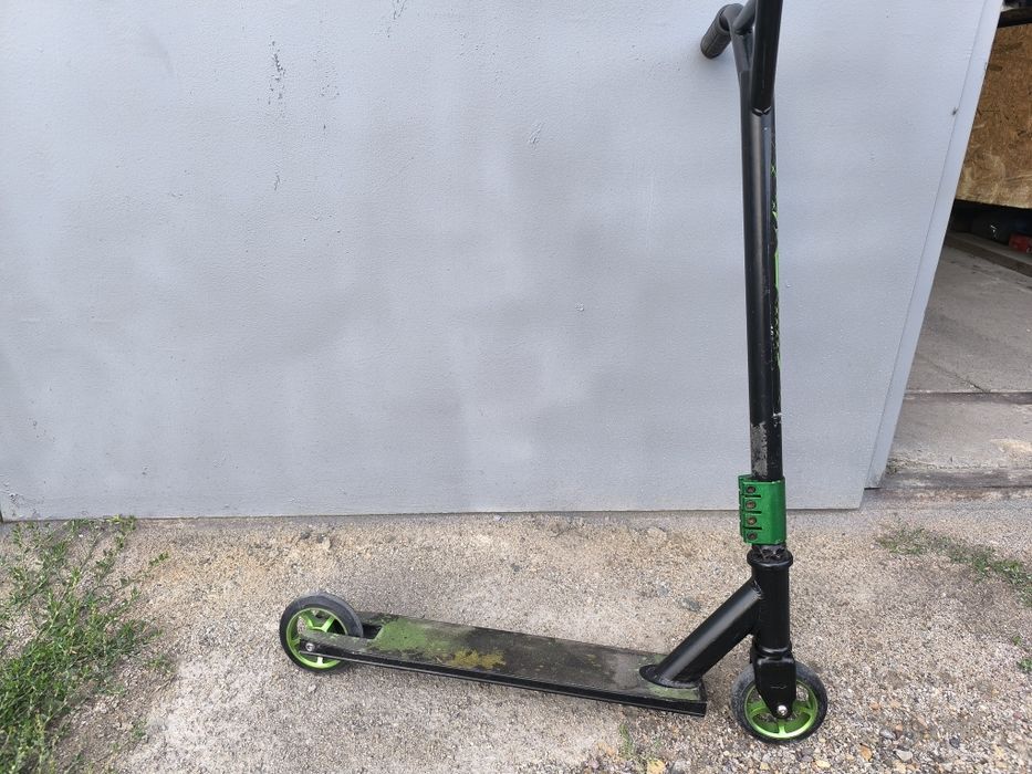 Самокат трюковой