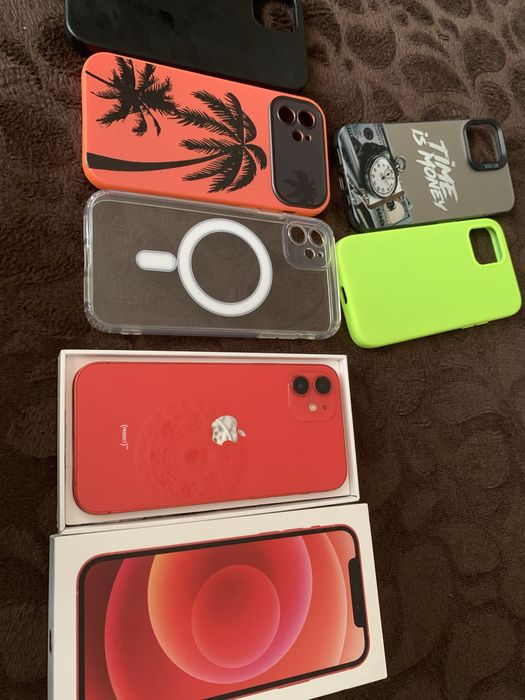 iPhone 12, 128GB, 100% батерия, червен   като нов + кейсове