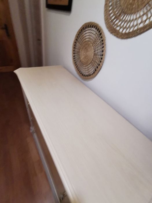 Vand Canapea cu fotolii rustice ,antik,cu brate din stejar si 2 comode