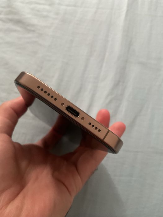 Iphone 16 pro max impecabil