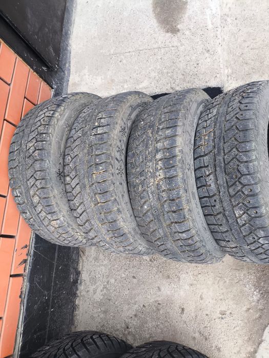 Продаю шины Cordiant Polar 2 размера 205/65 R15.