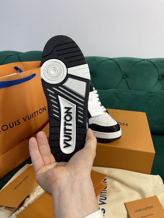 Adidasi Louis Vuitton piele naturala 100% Full Box colectie noua