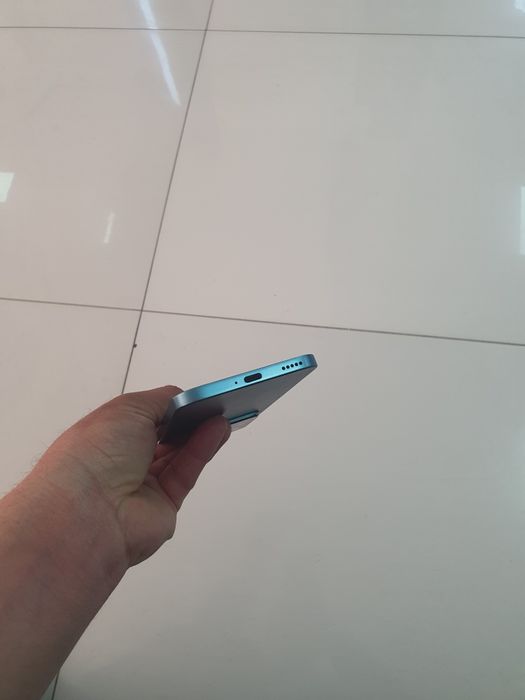 Honor 200 lite  8/256 GB!