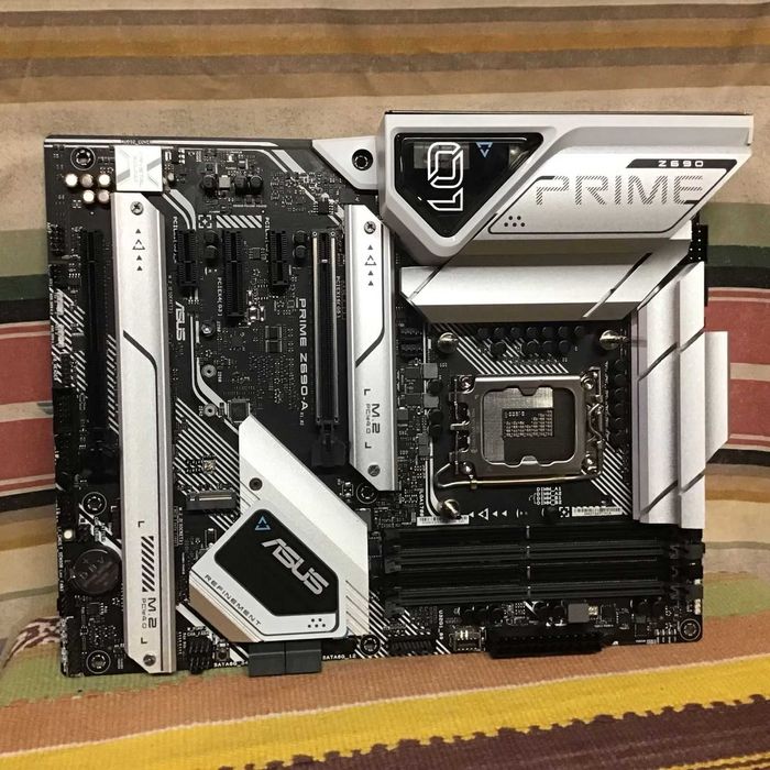 Asus PRIME Z690-A + CPU Intel i5-12400F