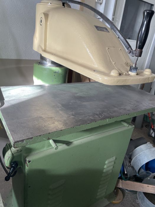 Щанц машина  Shoen