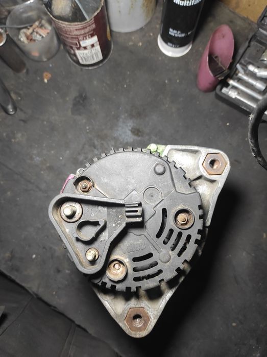 Генератор BMW E36 привозной из Европы — 70A 80A