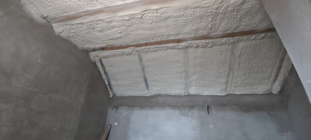 Izolatie profesionala cu spuma poliuretanica