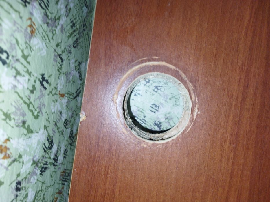 Продам дверь для комнаты