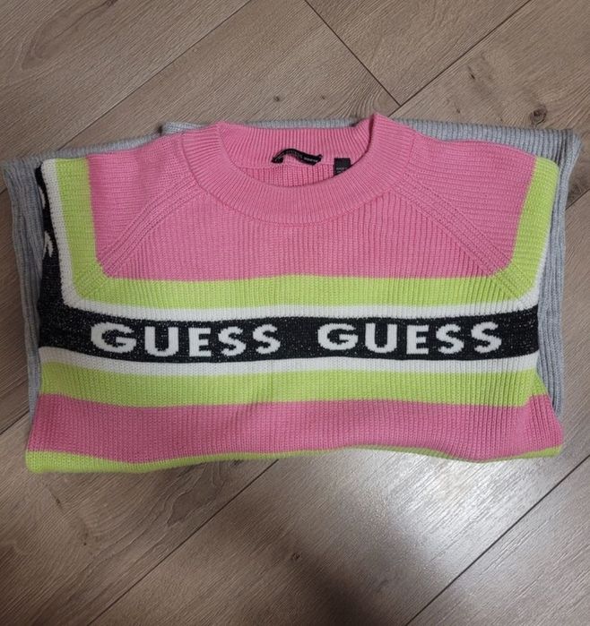 рокля guess,размер М