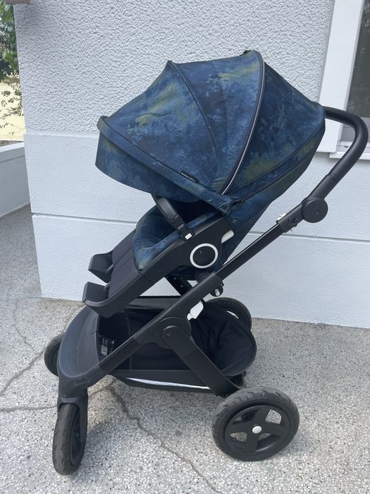 Бебешка количка Stokke с всички ексесоари към нея