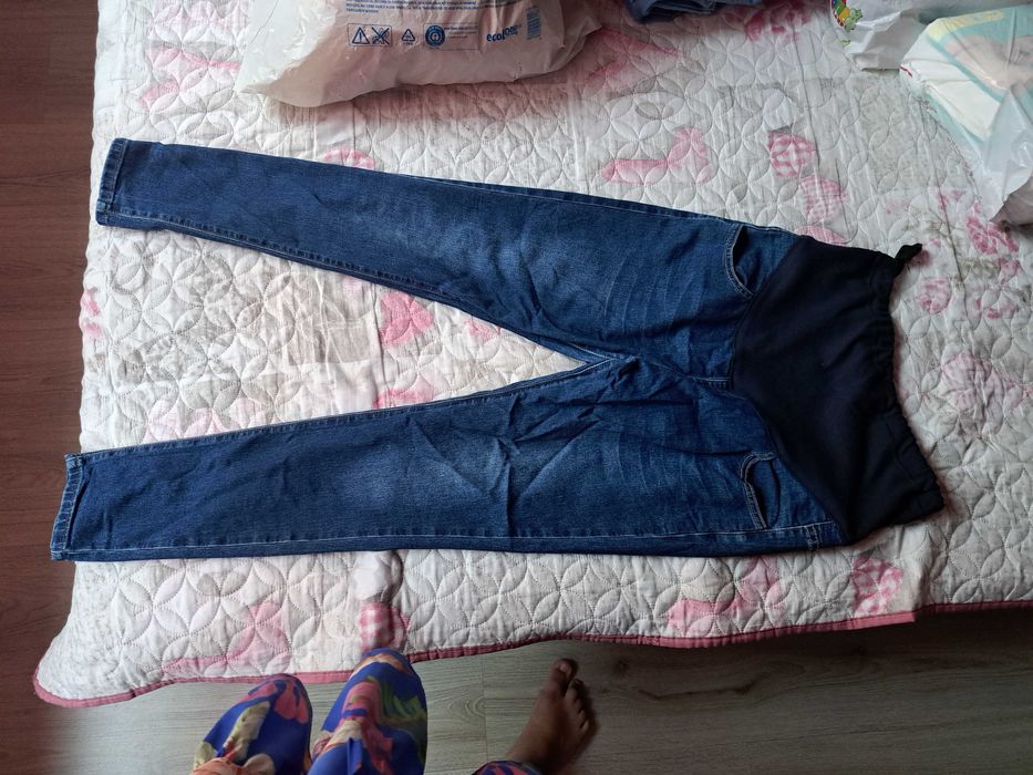 Дънки за бременни