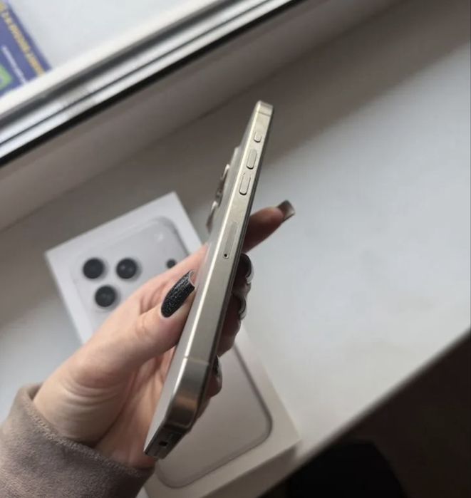 Айфон 15 pro max на 256