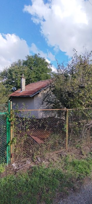 Продава се Къща в с. Радибош, Област Перник - 54 кв.м за 472 €/кв.м - Снимка #1