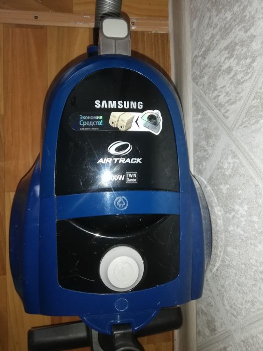 Продам пылесос Samsung