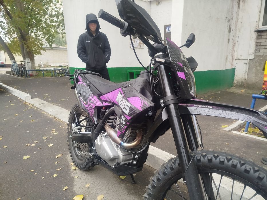 Продам эндуро мотоцикл новый