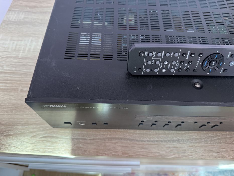 Стерео ресивър Bluetooth Yamaha R-S202D