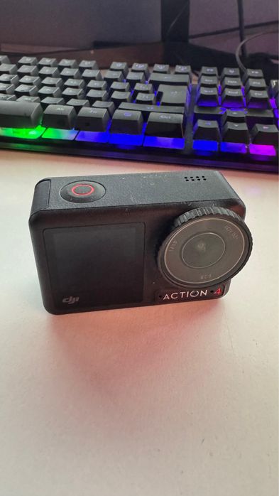 Продам экшн-камеру dji