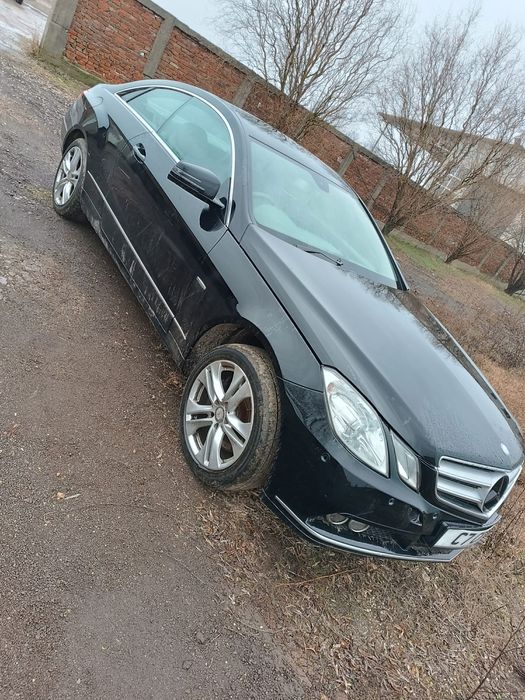 Dezmembrez Mercedes E CLASS W212 COUPE manual