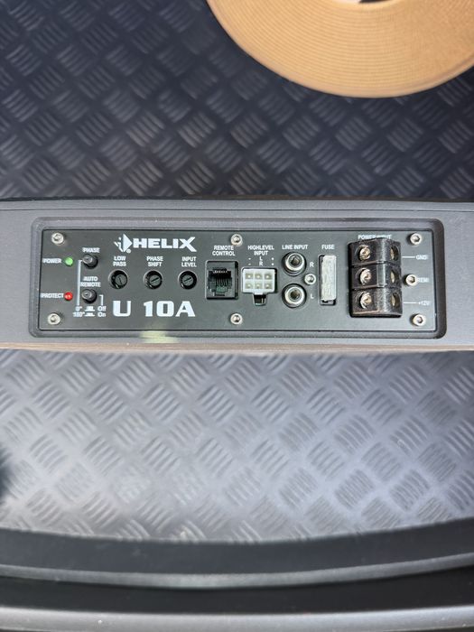 Активен субуфер Helix U 10A, 25см, 180W RMS