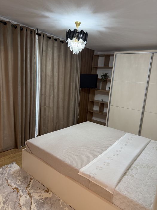 Ofer spre inchiriere apartament  3 camere