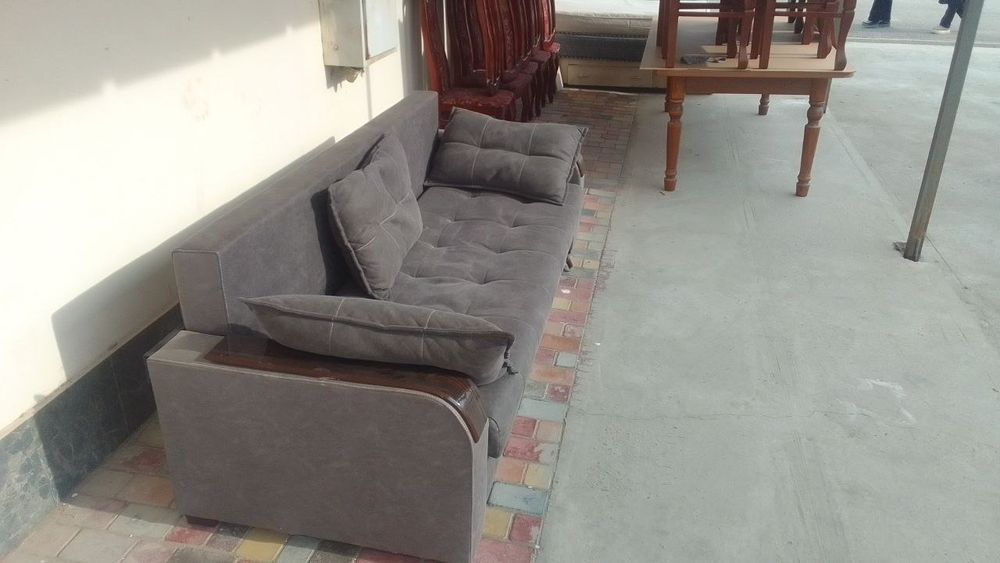 Уголок для гостиной и диван раздвижной