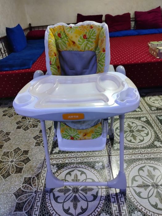 Продам детский стол для кормление