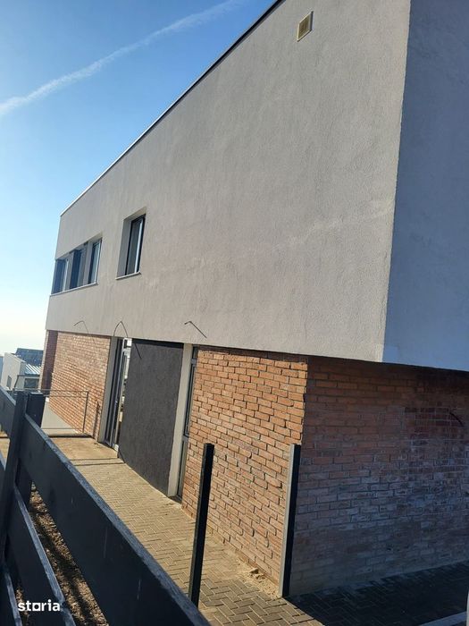 Casa tip dulpex 160 mp, teren 280 mp, parcare Iris