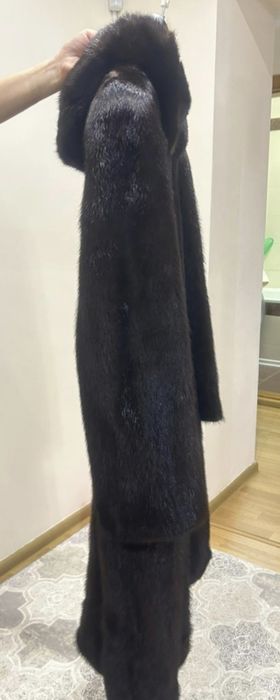 Продам норковую шубу