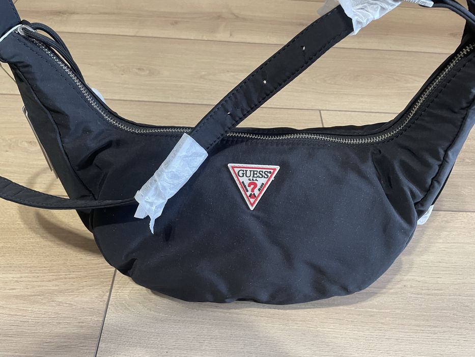 Guess нови чанти