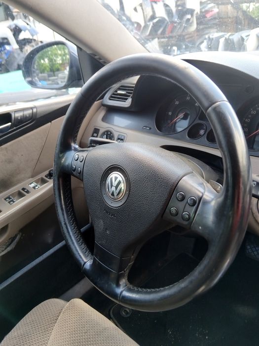 Volan piele + airbag 3 spite Vw Passat B6/Golf 5/Jetta/Touran