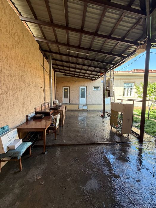 Zafarobod mahalla oq tunika masjit oldida 200 metr ichkarisida tupik