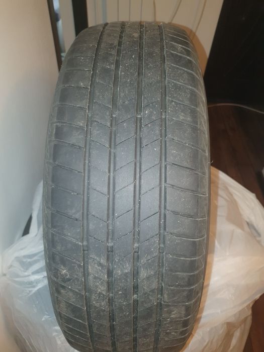 Anvelope vara Bridgestone 235/65/R17