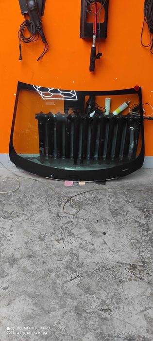 Лобовое стекло малибу 2