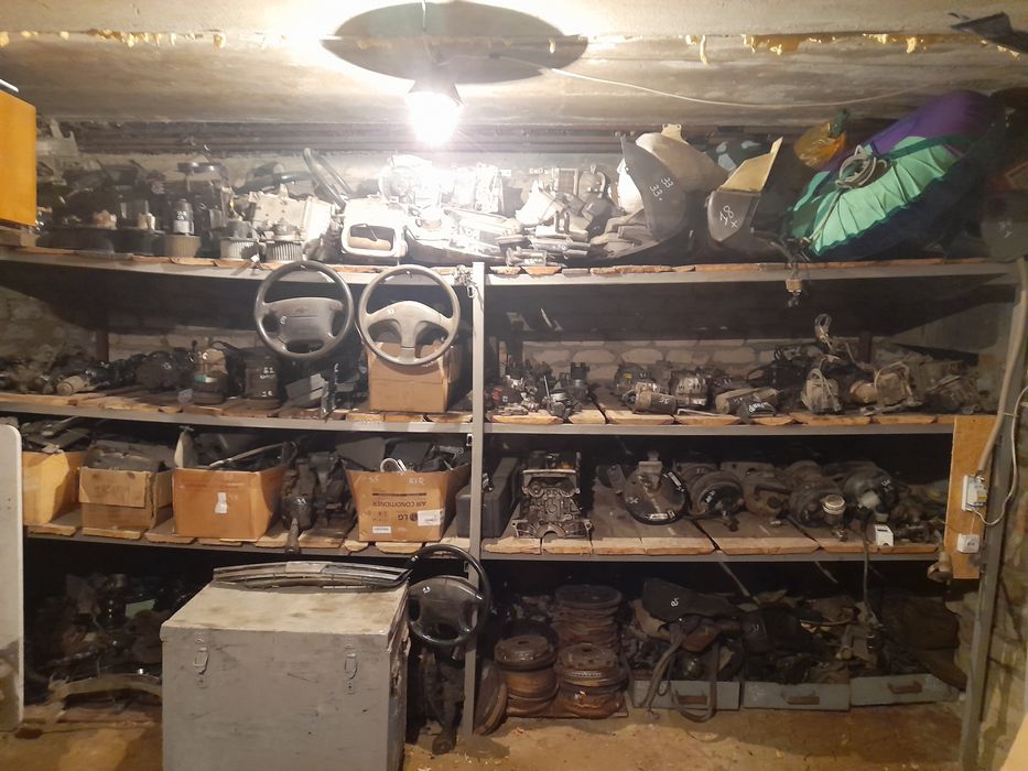 Продам запчасти оптом