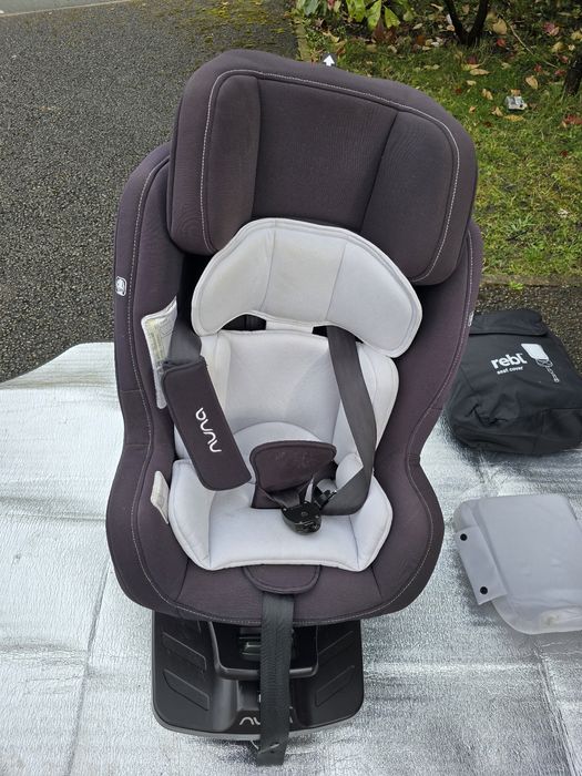 Scaun Auto NUNA REBL 360 toate accesoriile + 2 house vara iarna isofix