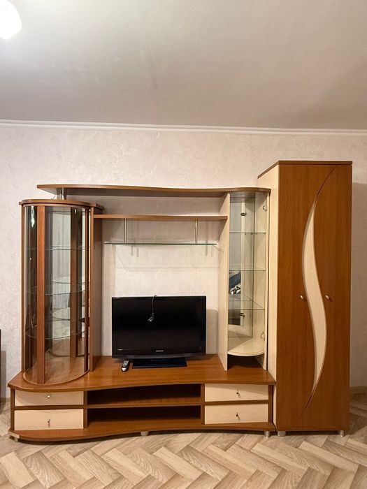 Горка для гостиной с гардеробом