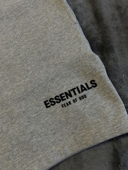 Pantaloni Essentials originali