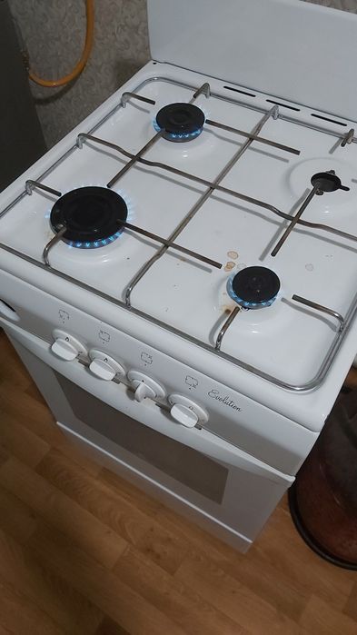 Продам газплиту'