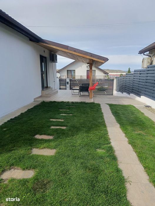 Casa individuala pe un nivel + garaj in Sannicoara