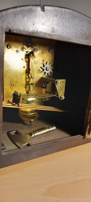 Старинен часовник