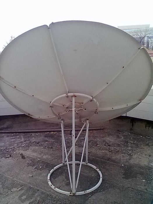 параболическая антенна, бу, в разобранном состоянии