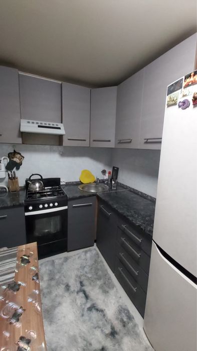 Продам трехкомнатную квартиру